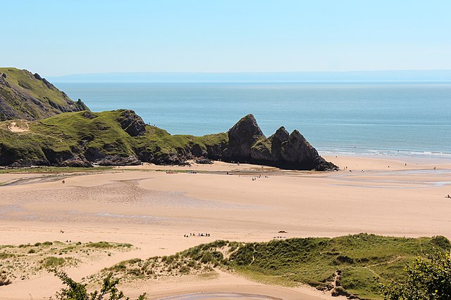 File:Three_Cliffs_Bay_(July_2012).jpg