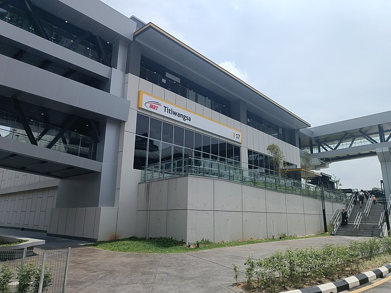 File:Titiwangsa MRT Station Entrance A outview (230402) 01.jpg