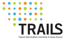 TRAILS-logo, met blauwe, groene en oranje stippen van verschillende grootte