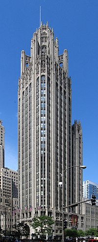 Tribune Tower, Chicago, Illinois (9181667444) (cropped).jpg