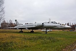 Ту-128УТ (бортовой номер 15, единственный сохранившийся экземпляр в мире) на музейной площадке аэродрома Ржев[1]