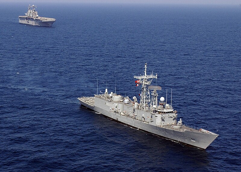 File:US Navy 070417-N-8493H-011 Turkish G Class frigate TCG Gaziantep (F 490) and amphibious assault ship USS Nassau (LHA 4) conduct operations in support of Phoenix Express 2007.jpg