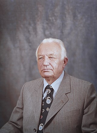 <span class="mw-page-title-main">V. J. Sukselainen</span> Finnish politician (1906–1995)