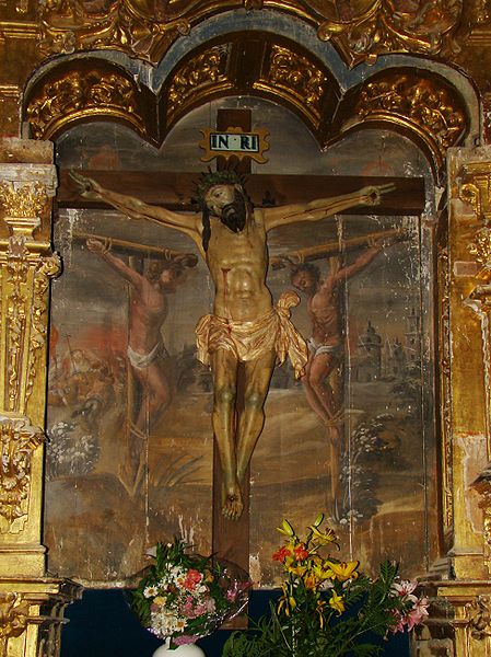 File:Valladolid Rioseco ermita Castilviejo retablo Cristo Castilviejo lou.jpg