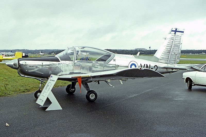 File:Valmet L-70 Vinka, Finland - Air Force AN2070065.jpg