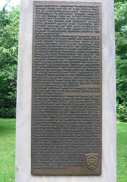 File:Voerde, Friedrichsfeld, Franzosenfriedhof, Gedenktafel.JPG