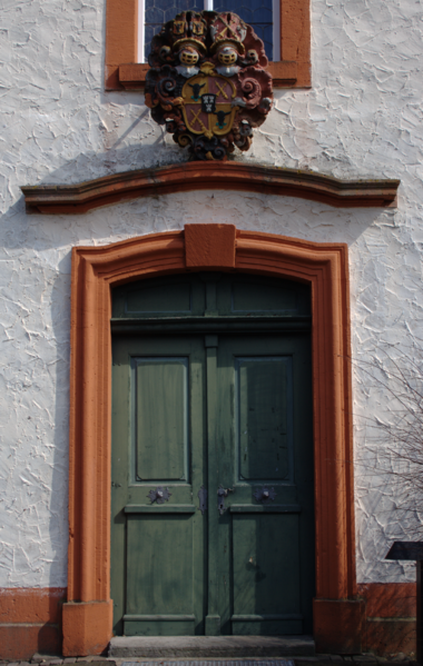 File:Wartenberg Angersbach Evangelische Kirche Portal.png