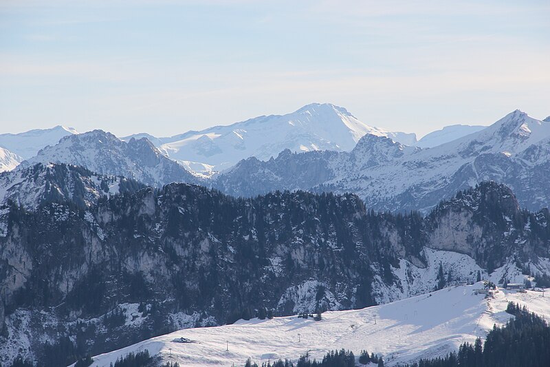 File:Wildhorn (15691157057).jpg