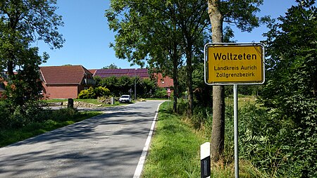 Woltzeten Ortseingangsschild 2016 07 20 12.55.33