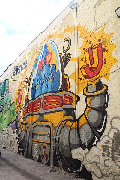 File:Yost Alleyway, Graffiti 3.jpg