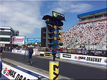 The four-lane LED CompuLink Christmas Tree with blue staging bulbs (post-2011) currently in use at zMax Dragway near Charlotte, North Carolina. ZMaxTree.jpg