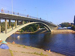 Венецианский мост над протокой