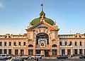 La Stazione ferroviaria, in stile Sezession, lascito dell'Impero austro-ungarico