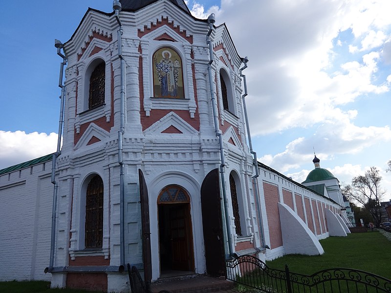 File:Николо-Ильинская часовня Спасо-Преображенский монастырь Муром 3.JPG