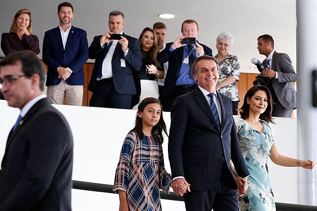 File:Laura Bolsonaro 2019 (cropped).jpg - Simple English Wikipedia, the  free encyclopedia