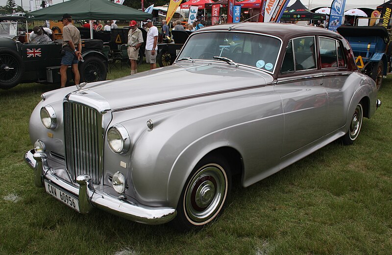 File:1960's Bentley (12404217634).jpg