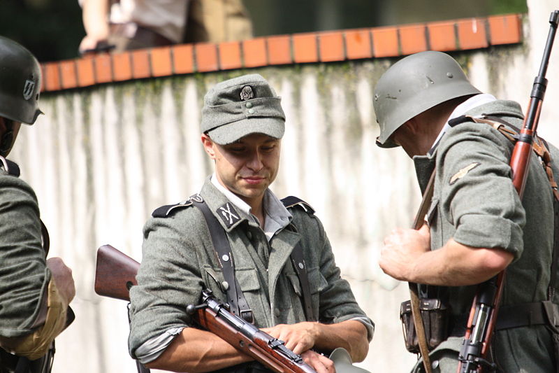 File:20080809 mokotow 44 reenactment IMG 2020.jpg