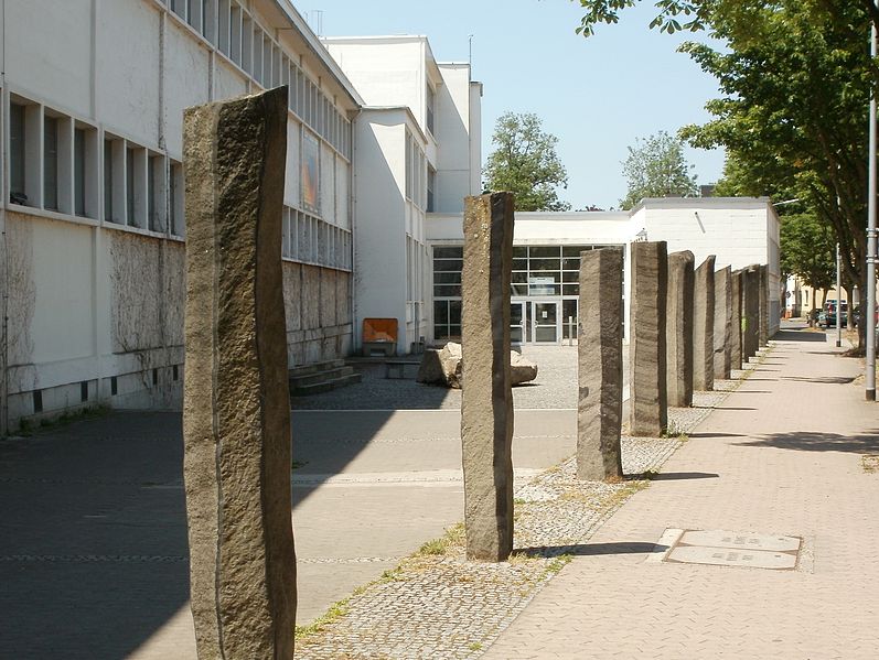 File:20110603Deutsch-Franzoesisches Gymnasium Saarbruecken1.jpg