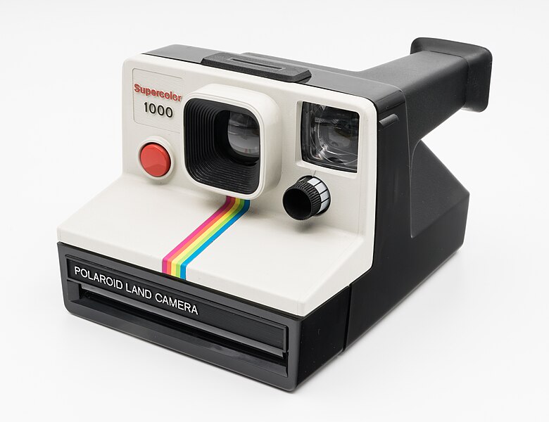 File:2023 Aparat Polaroid Land Camera Supercolor 1000 (1).jpg