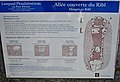 Allée couverte du Ribl : panneau d'information touristique.