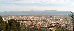 Blick auf Agrinio (Nordwestteil) von Agia Paraskevi aus