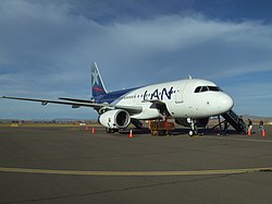 Un Airbus A319-100 du LAN Perú