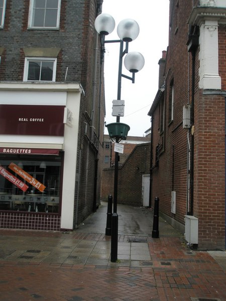 File:Alleyway by The Three Cooks - geograph.org.uk - 792358.jpg