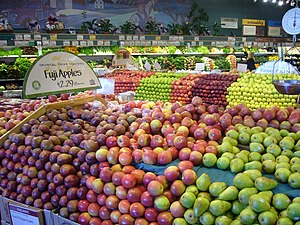 Apples supermarket.jpg