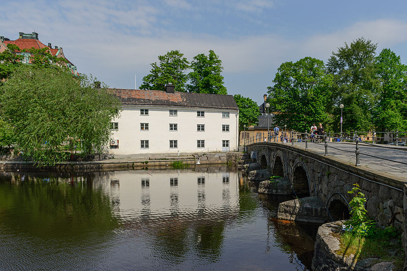 File:Arbetshuset May 2014.jpg