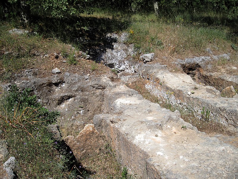 File:Armeni Friedhof 08.JPG