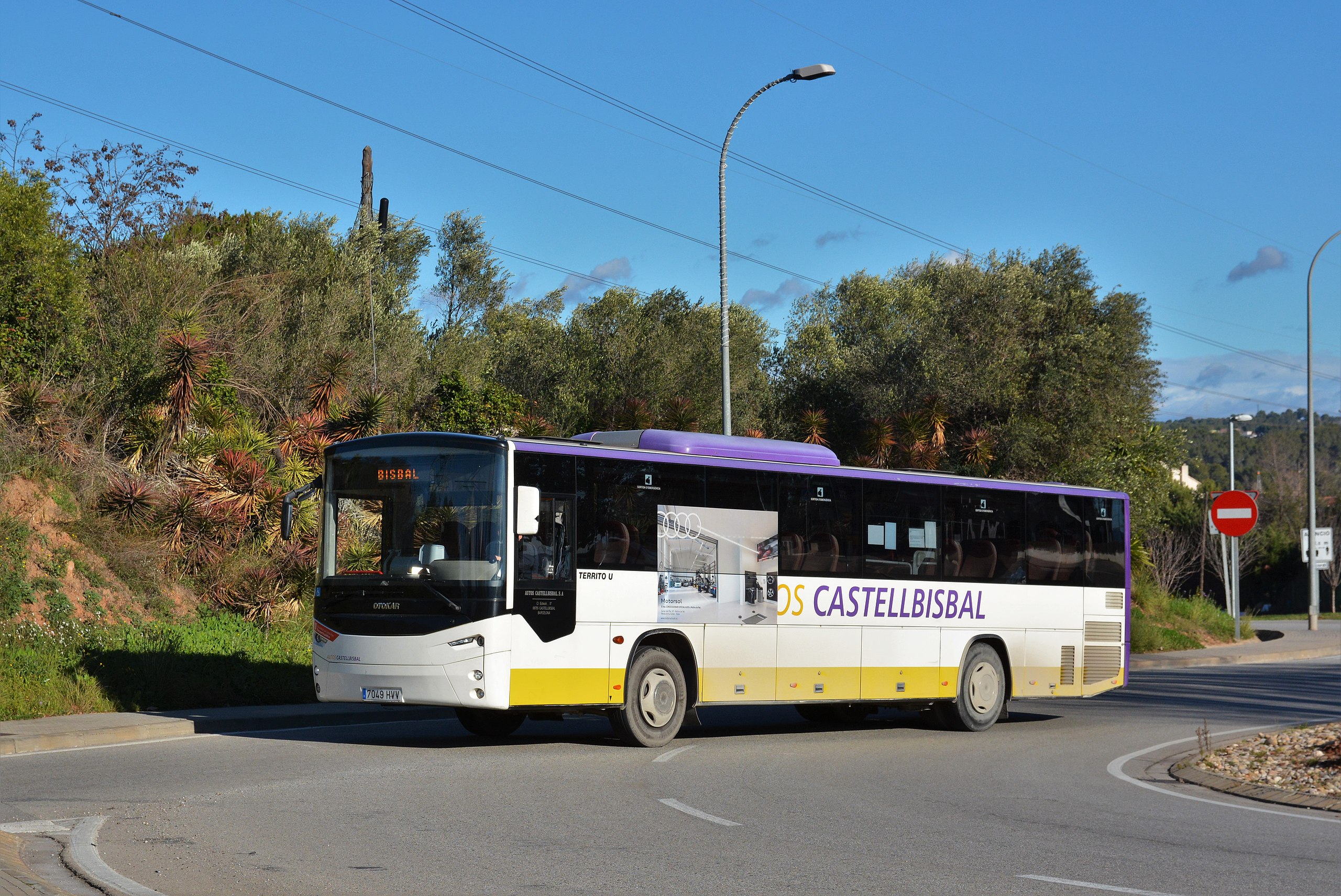 AUTOCORB - A partir del 13 d'octubre es modificaran els horaris del bus  urbà de Corbera de Llobregat. Podeu consultar-los a  -  L1 Cases Pairals - L2 Sant Andreu - L3