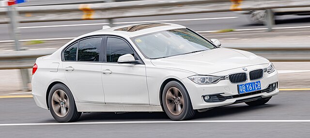 BMW_3_SERIES_SEDAN_(F30)_China_(6)