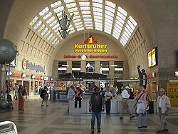 Bahnhof karlsruhe1.JPG