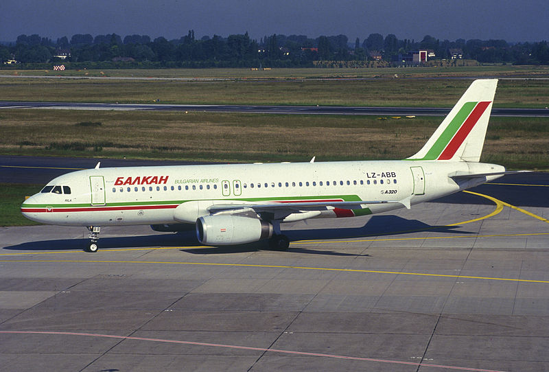 File:Balkan Bulgarian Airlines Airbus A320-231; LZ-ABB, May 1994 ABV (8352975761).jpg