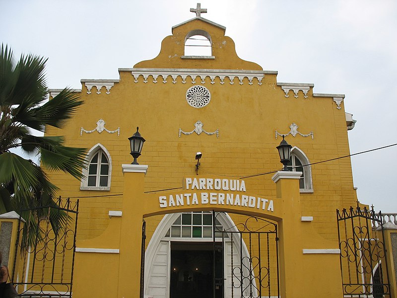 File:Barranquilla - Santa Bernardita.jpg