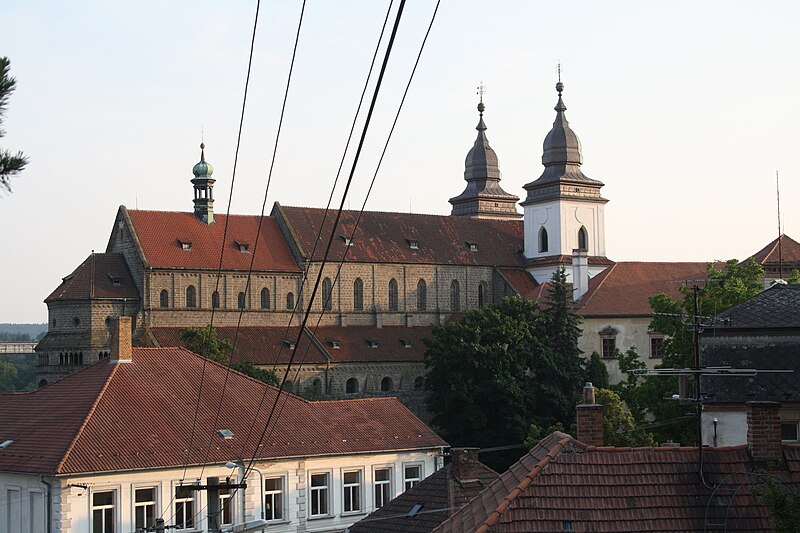 File:Basilica of Saint Procopius in Třebíč, Třebíč District.jpg