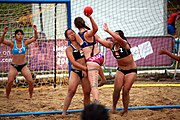 Deutsch: Beachhandball bei den Olympischen Jugendspielen 2018; Tag 6, 11. Oktober 2018; Mädchen, Platzierungsrunde - Amerikanisch Samoa-Hongkong 0:2 English: Beach handball at the 2018 Summer Youth Olympics at 11 October 2018 – Girls Consolation Round – American Samoa-Hong Kong 0:2