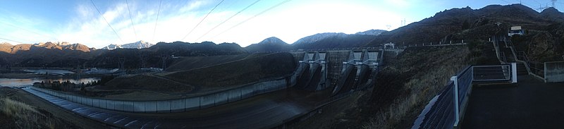 File:Benmore Dam panorama - panoramio.jpg