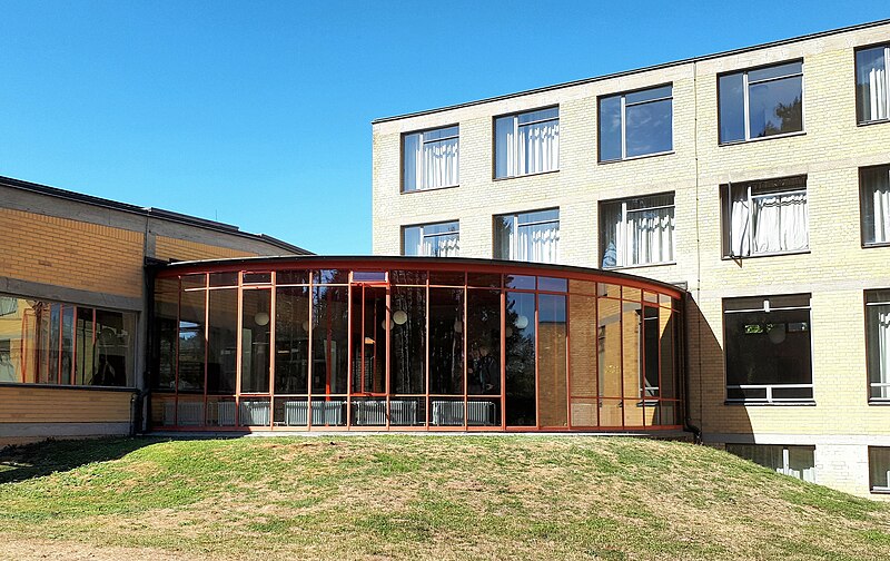 File:Bernau ADGB-Schule Pavillon-001.jpg