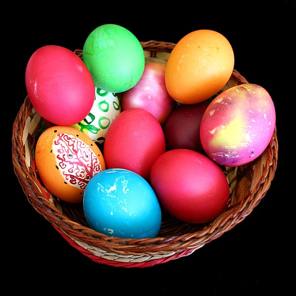 صورة:Bg-easter-eggs.jpg