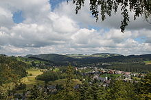 View over the Hinterzarten Plateau of the Breitnau Bowl and the valley of the Höllental (left)