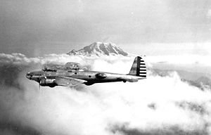 Boeing B-17: Geschichte, Die Sektionen des Flugzeuges, Die B-17-Besatzung – Aufgaben und Ausrüstung