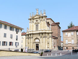 Bra-church sant'andrea-facade.jpg