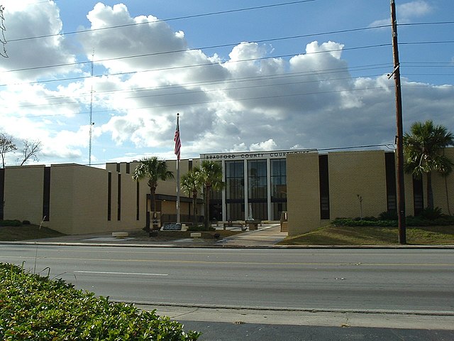Bradford County Courthouse in Starke
