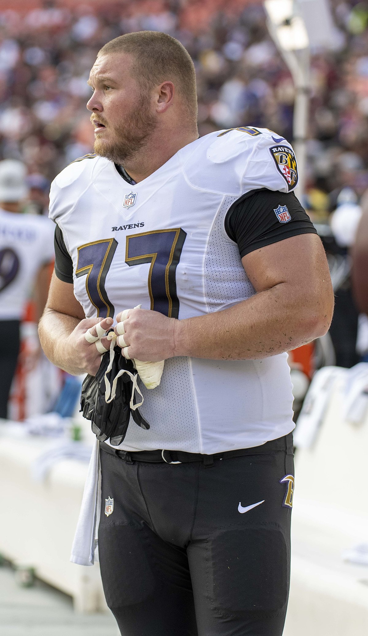 4 potential replacements for former Ravens center Bradley Bozeman