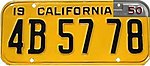 California 1950 plat tab pada 1947 lisensi plate.jpg