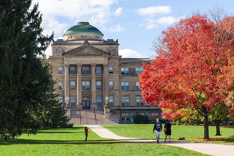 File:Campus of Iowa State University 54.jpg