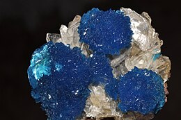 Cavansites sur heulandite 1 (Inde) .jpg