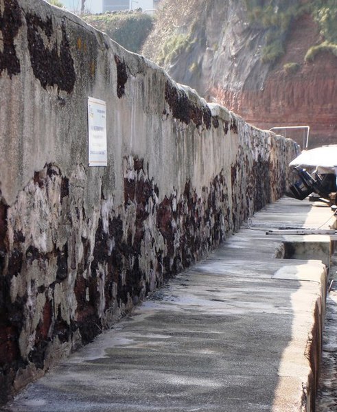 File:Cement render takes on a strange appearance, Paignton Harbour - geograph.org.uk - 375781.jpg