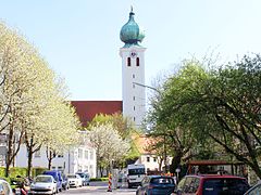 Ortskern Ramersdorf mit St.-Maria-Kirche